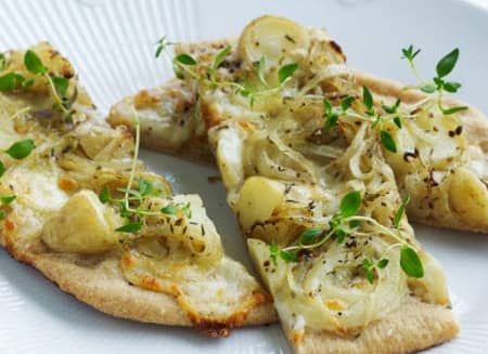 Udvidelse Tæller insekter beskyttelse Pizza bianco opskrift med kartofler og løg - se her